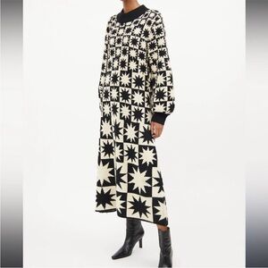 FARM Rio Black and Cream Star-Block Knit Maxi Dress